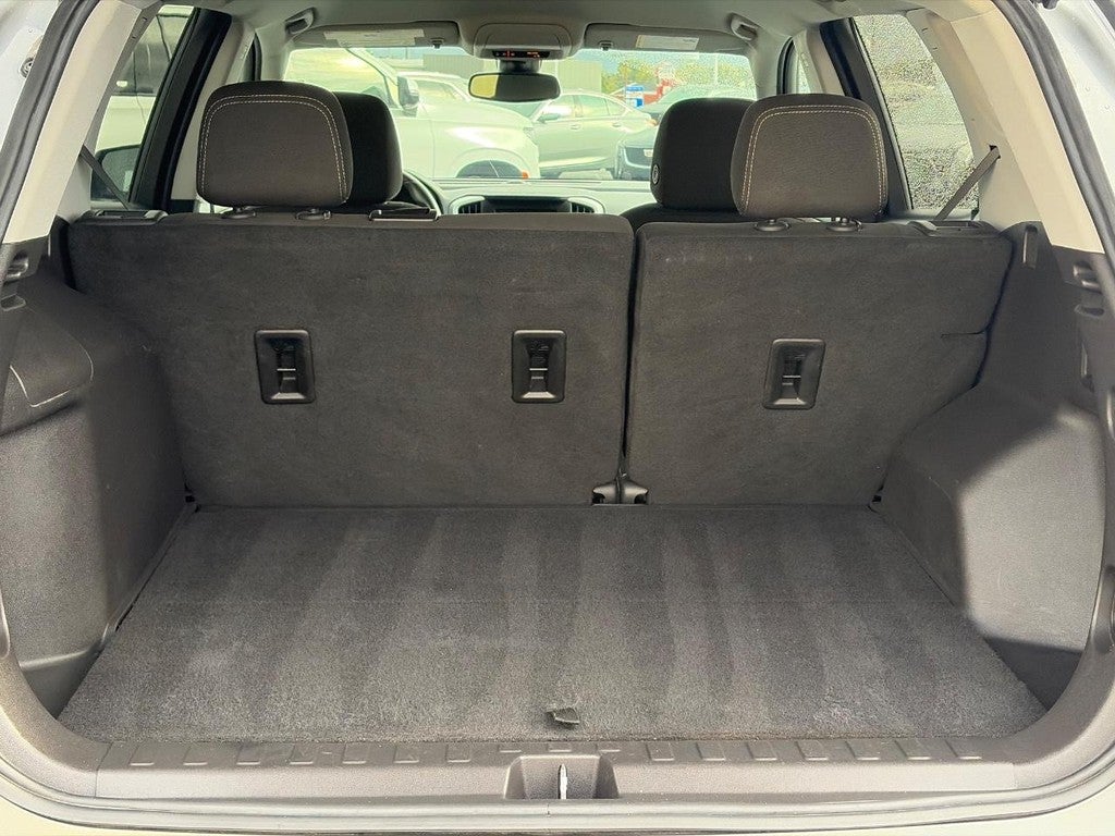 2024 GMC Terrain FWD 4dr SLE