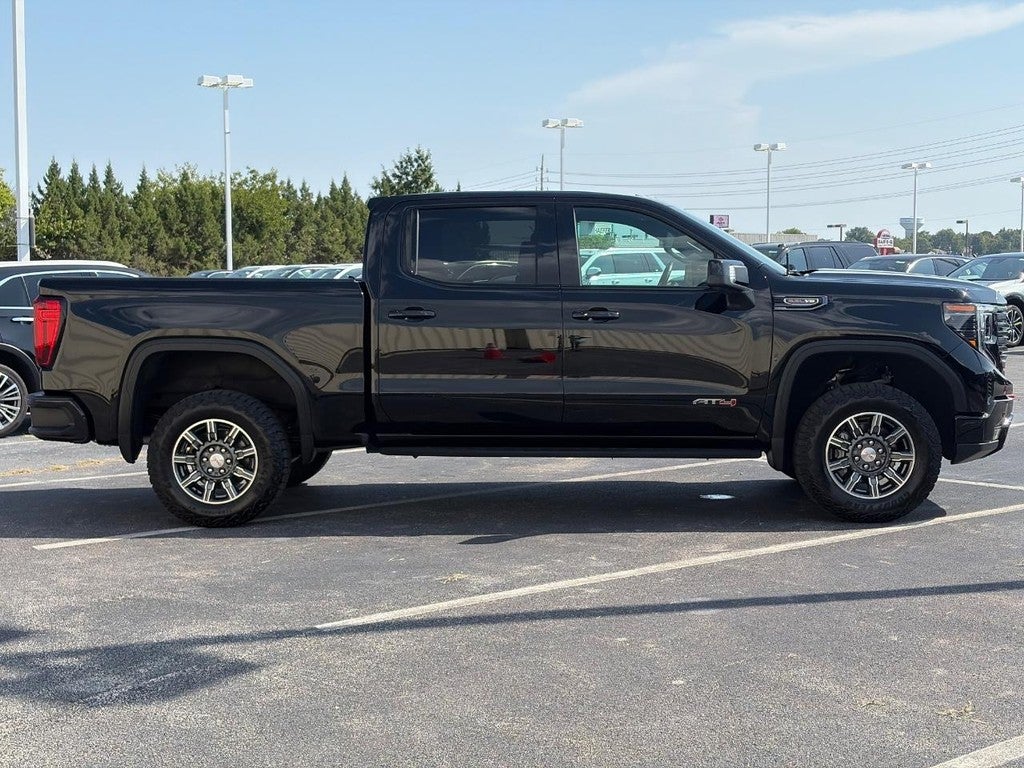 2024 GMC Sierra 1500 4WD Crew Cab 147" AT4