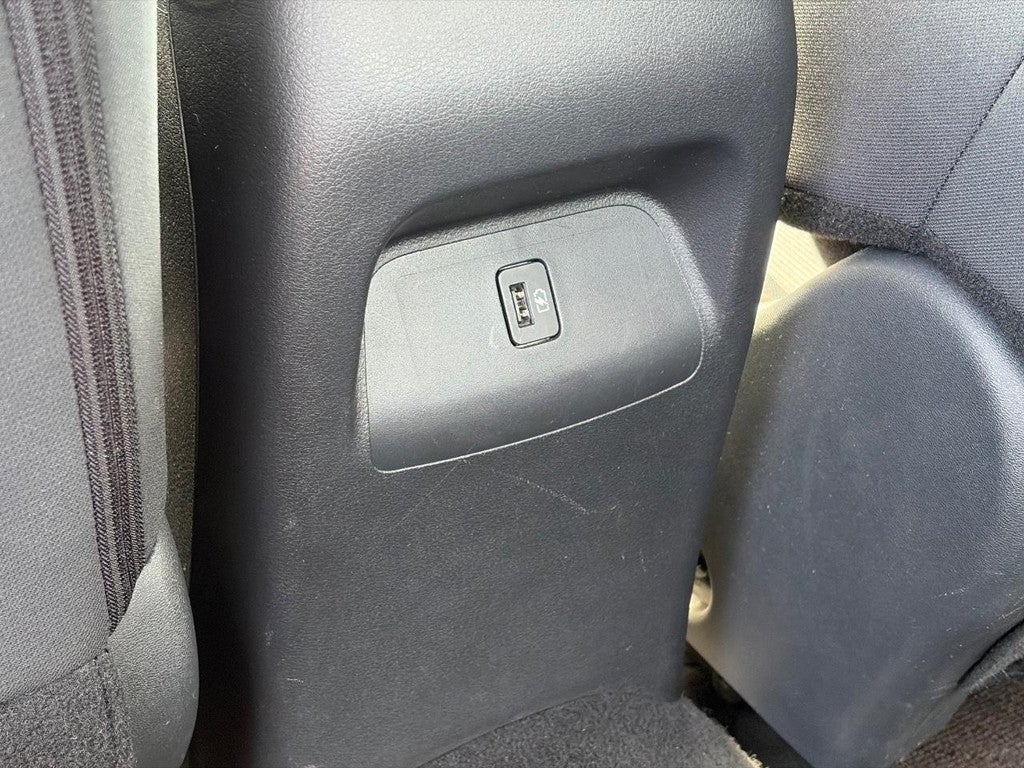 2022 Nissan Sentra SV CVT