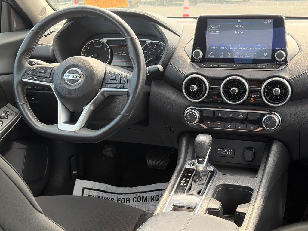 2022 Nissan Sentra SV CVT