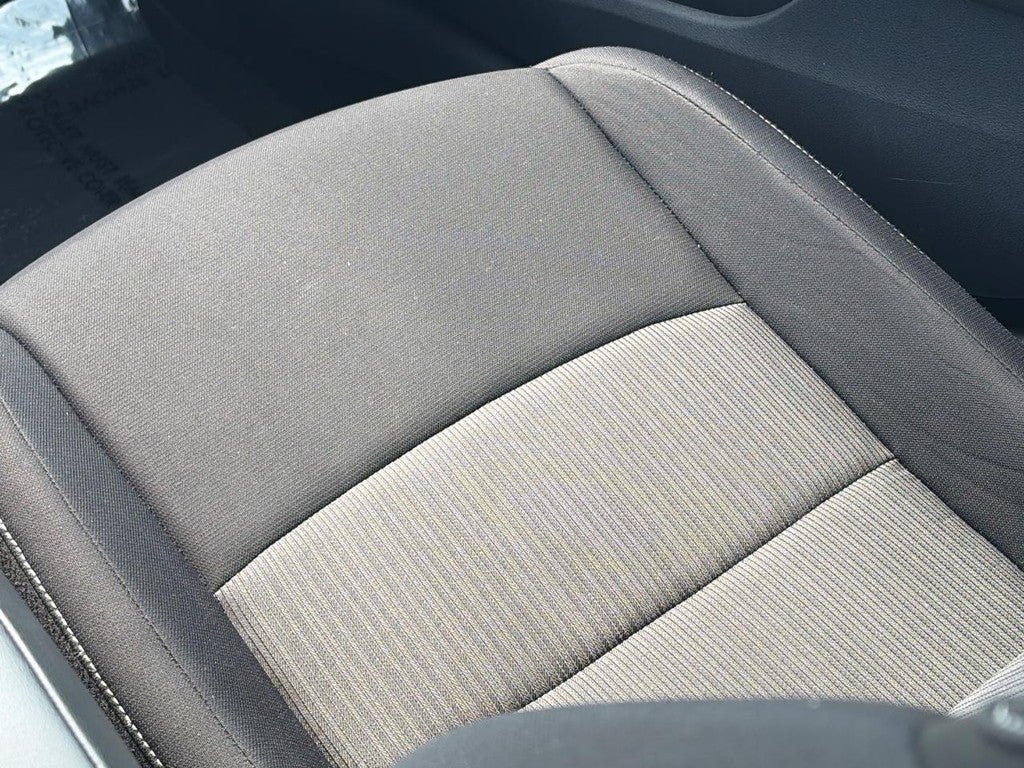2022 Nissan Sentra SV CVT