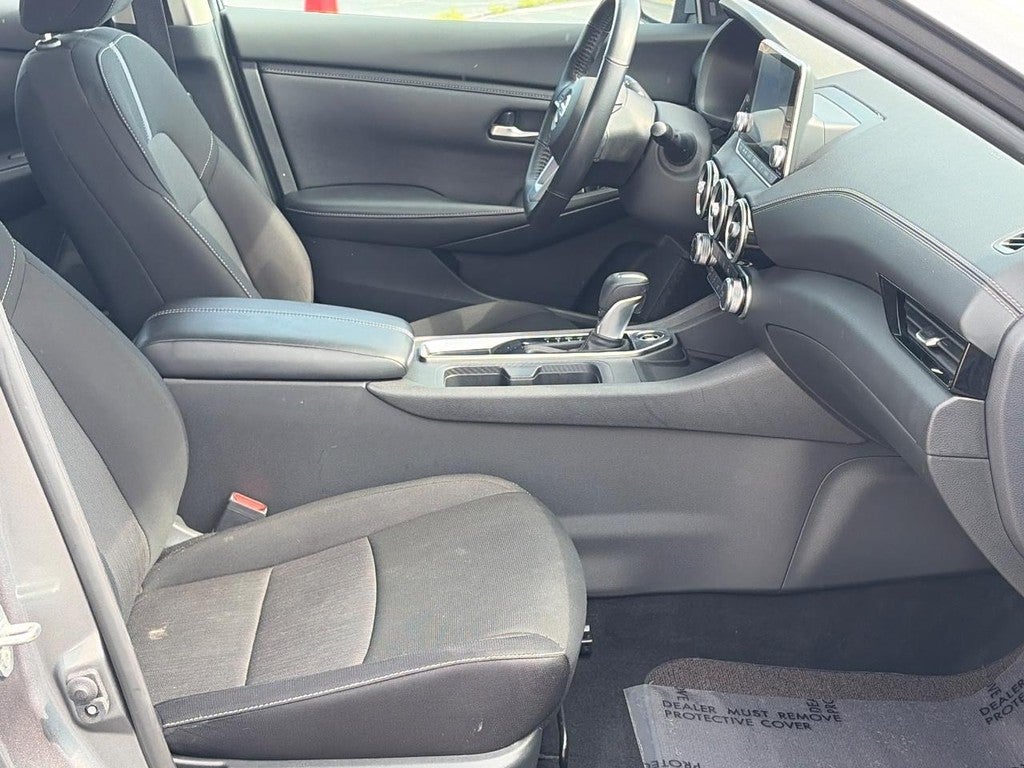 2022 Nissan Sentra SV CVT
