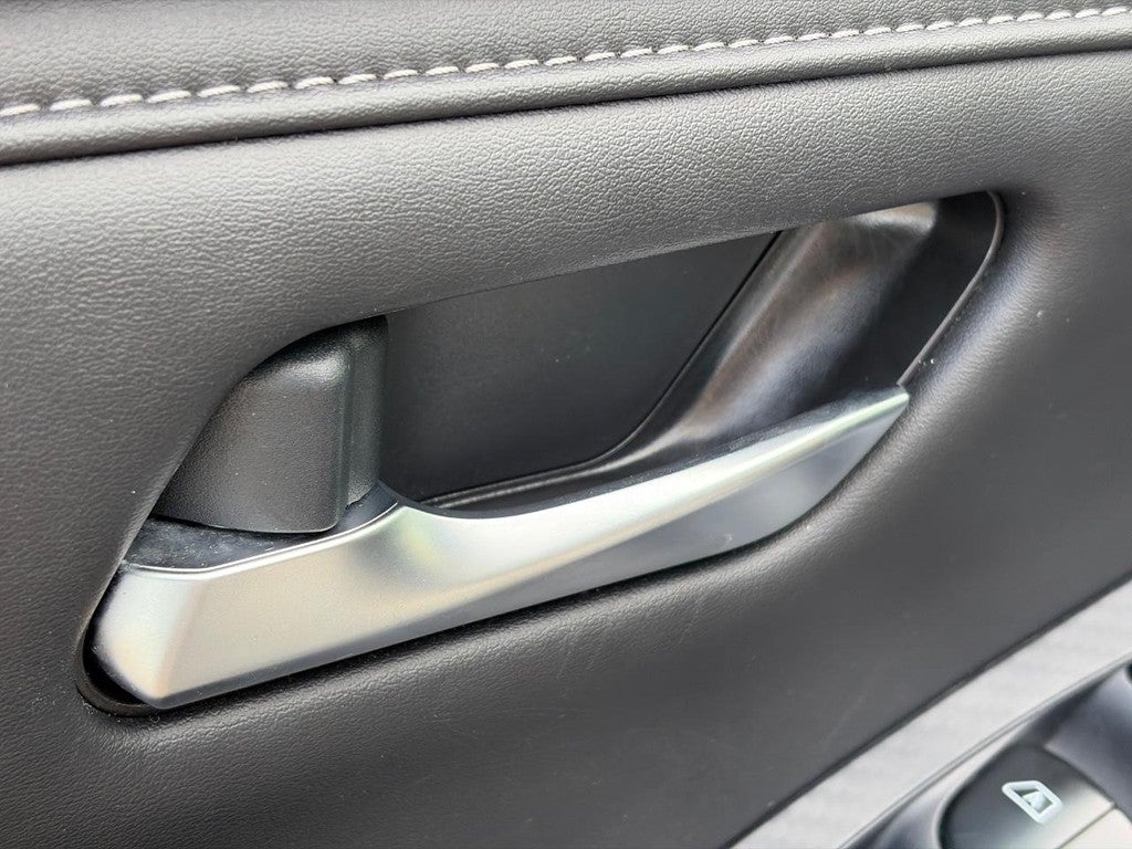 2022 Nissan Sentra SV CVT