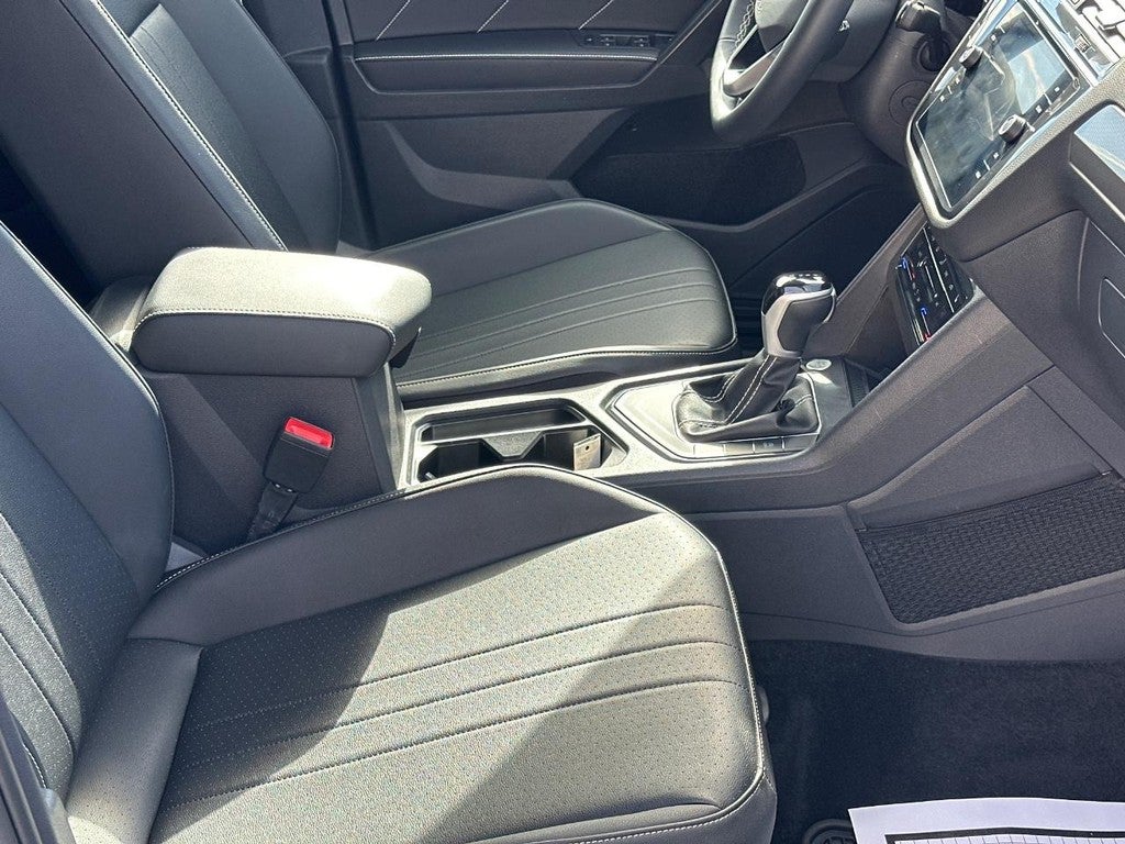 2023 Volkswagen Tiguan 2.0T SE FWD