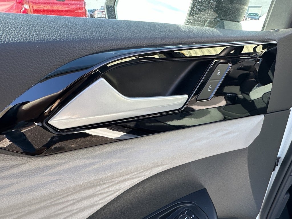 2024 Volkswagen Taos S FWD