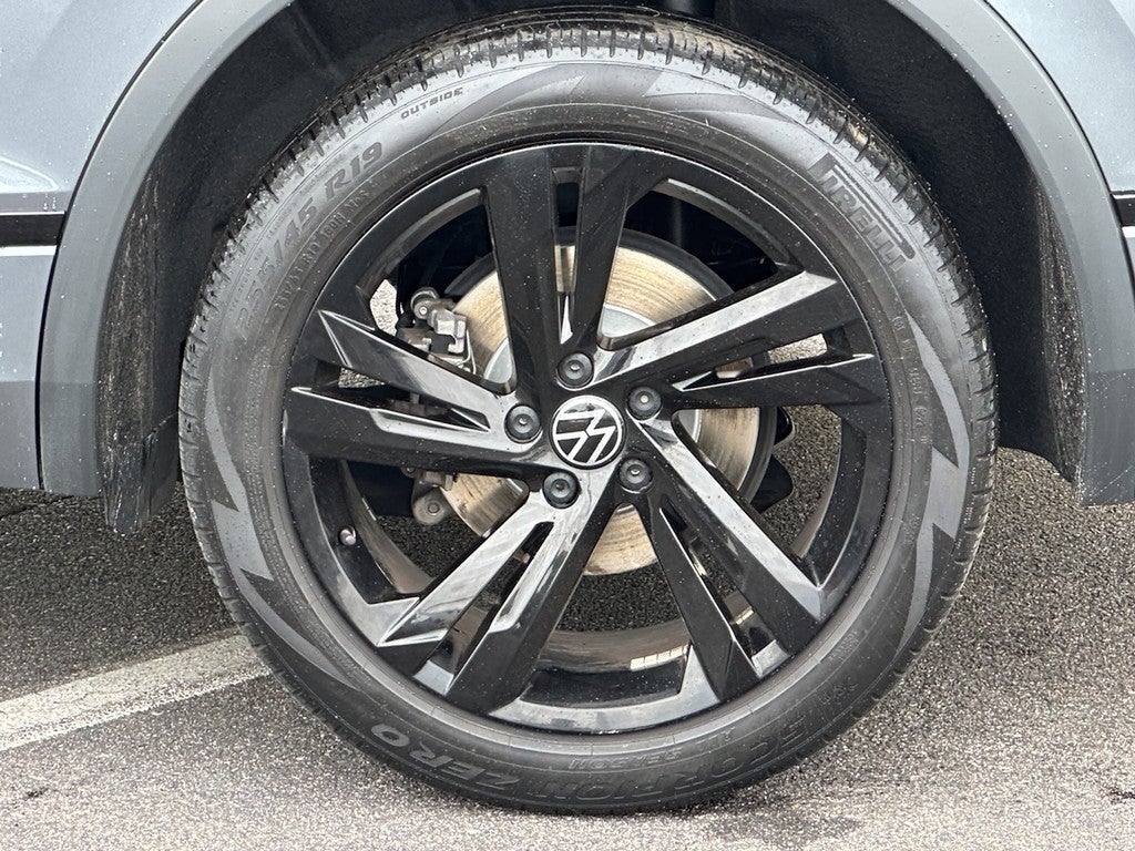 2023 Volkswagen Tiguan 2.0T SE R-Line Black 4MOTION