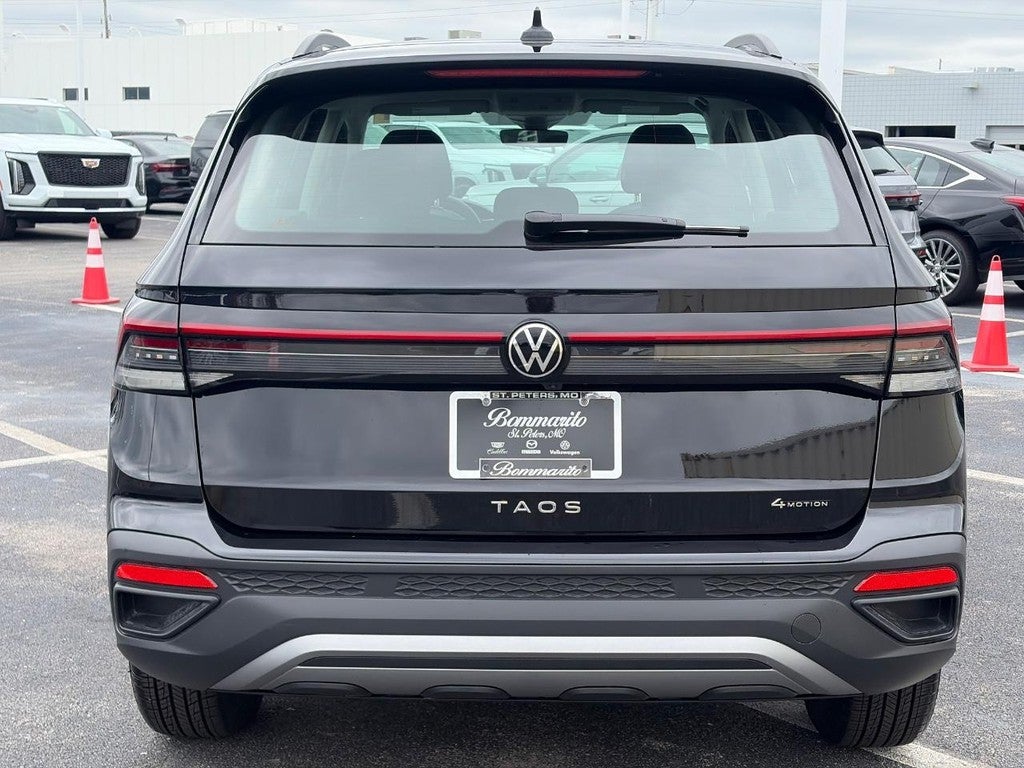 2026 Volkswagen Taos S 4MOTION