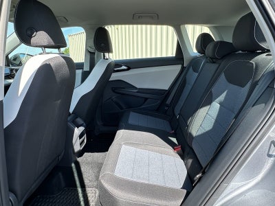 2025 Volkswagen Taos S 4MOTION