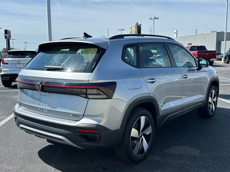 2025 Volkswagen Taos S 4MOTION