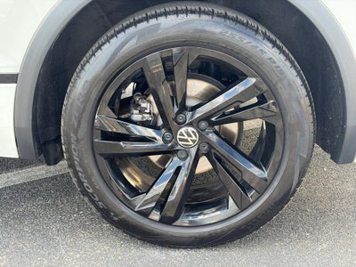 2023 Volkswagen Tiguan 2.0T SE R-Line Black FWD