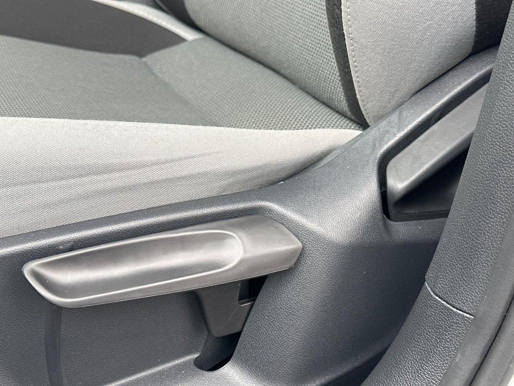 2022 Volkswagen Taos S FWD