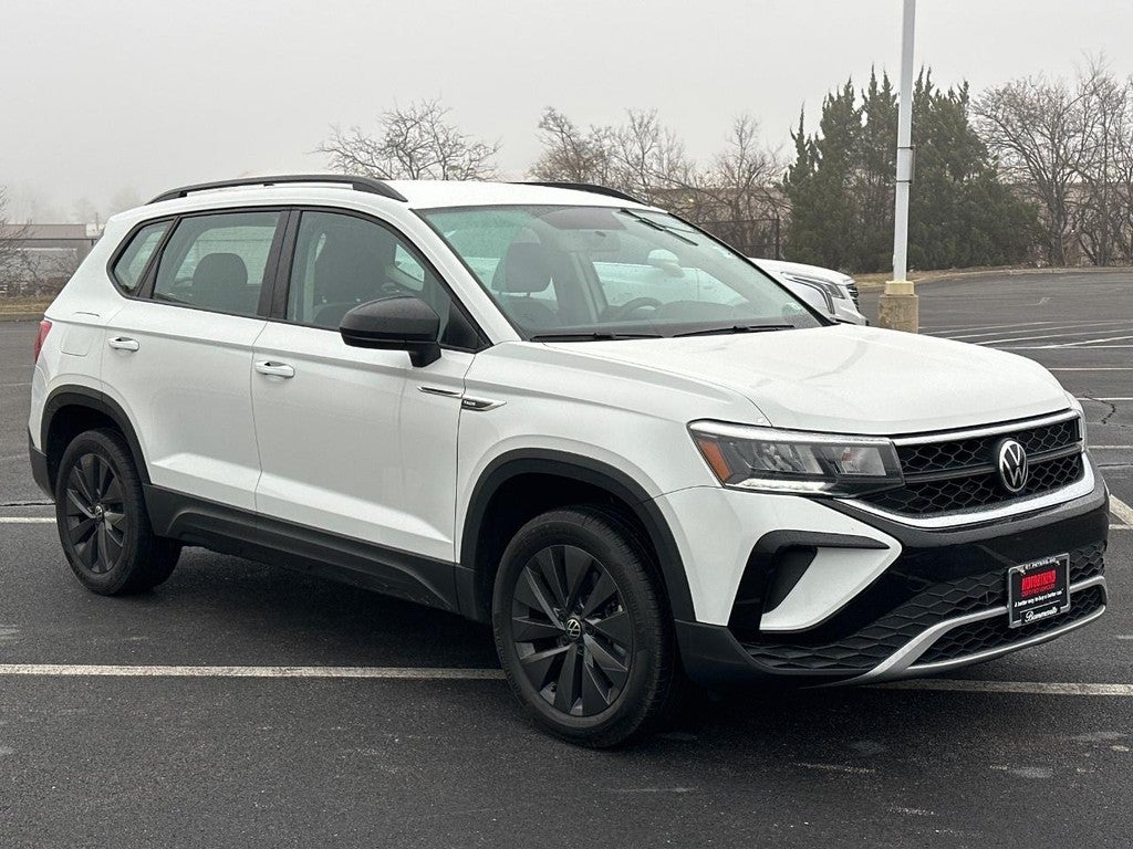 2022 Volkswagen Taos S FWD