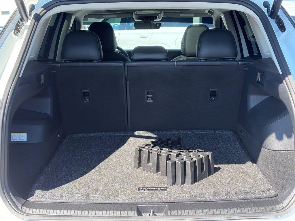 2025 Volkswagen Tiguan 2.0T SE 4MOTION