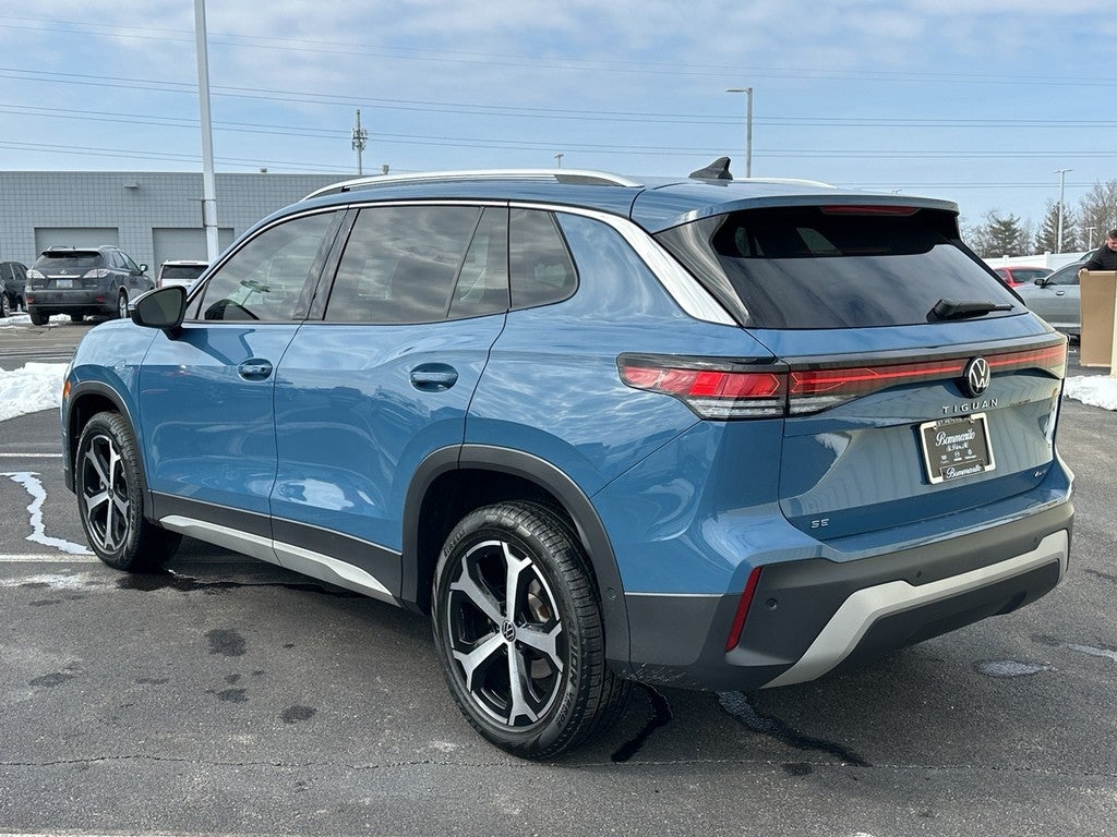 2025 Volkswagen Tiguan 2.0T SE 4MOTION