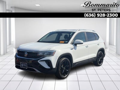 2023 Volkswagen Taos SE 4MOTION