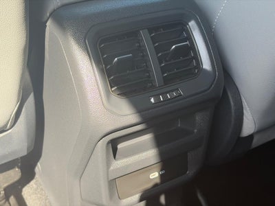 2023 Volkswagen Taos SE 4MOTION
