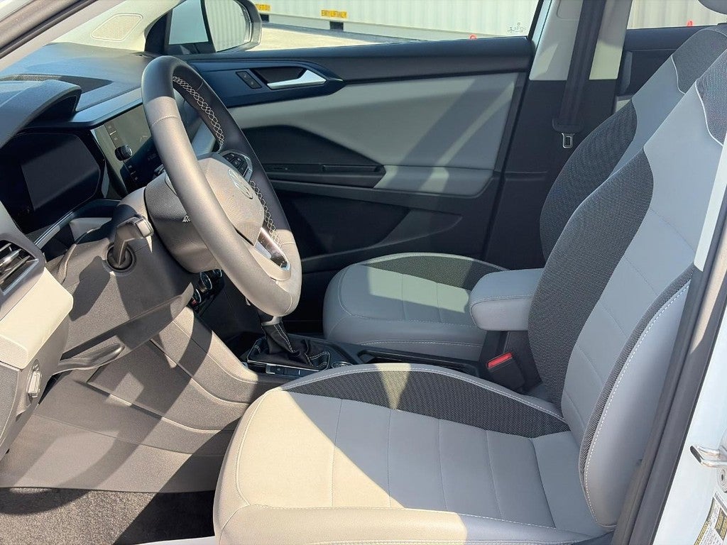 2023 Volkswagen Taos SE 4MOTION