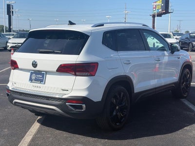 2023 Volkswagen Taos SE 4MOTION