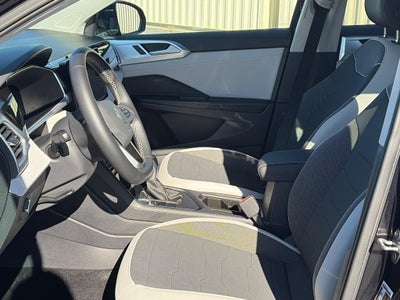2026 Volkswagen Taos SE FWD