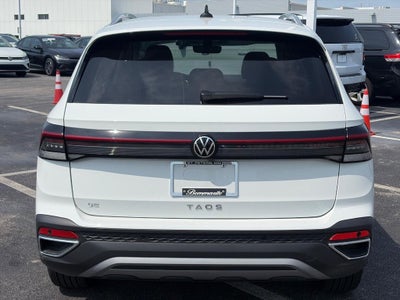 2025 Volkswagen Taos SE FWD