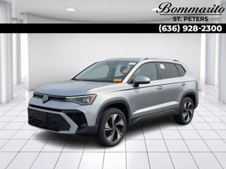 2025 Volkswagen Taos SE 4MOTION