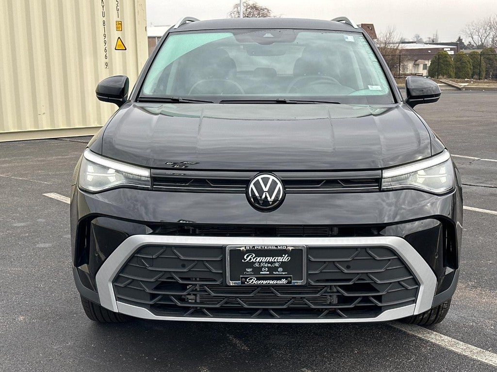 2025 Volkswagen Taos SE 4MOTION