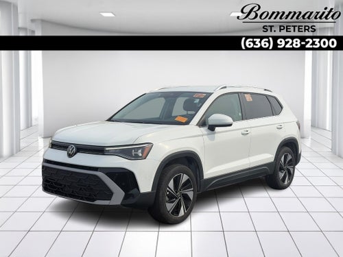 2025 Volkswagen Taos SE 4MOTION