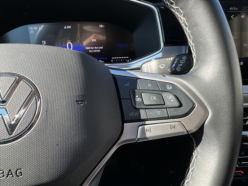 2025 Volkswagen Taos SE 4MOTION