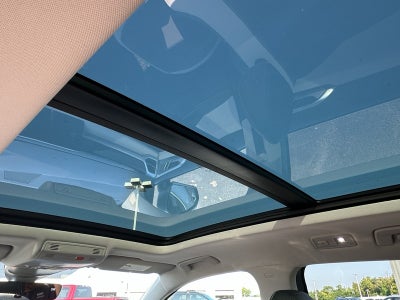 2025 Volkswagen Taos SE 4MOTION