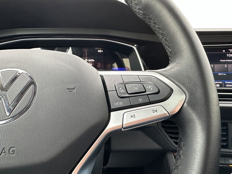 2023 Volkswagen Jetta SE Auto