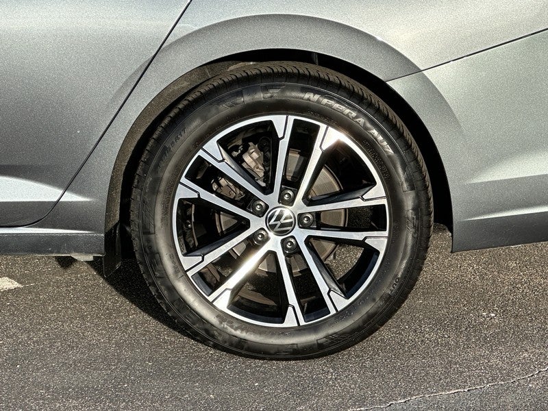 2025 Volkswagen Jetta Sport Auto