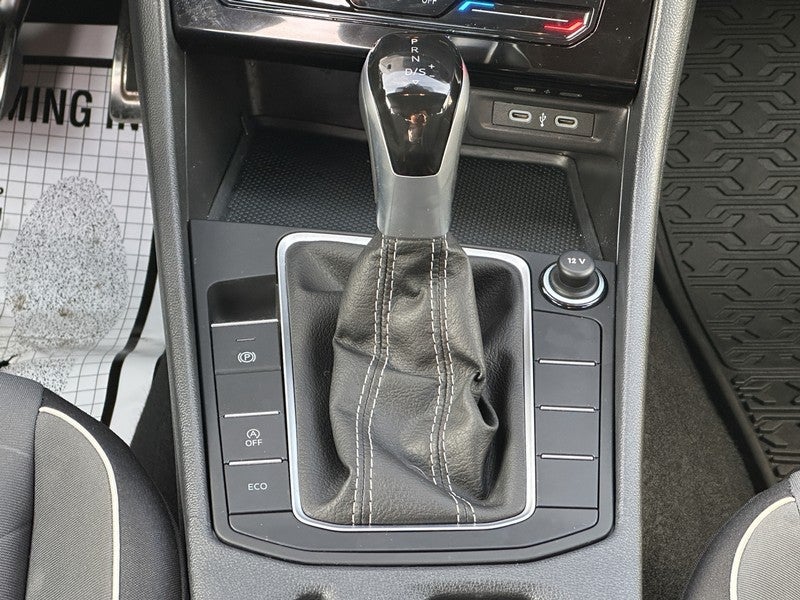 2025 Volkswagen Jetta Sport Auto