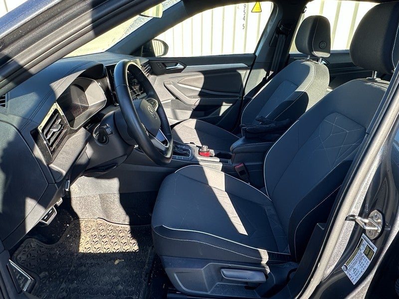 2025 Volkswagen Jetta Sport Auto