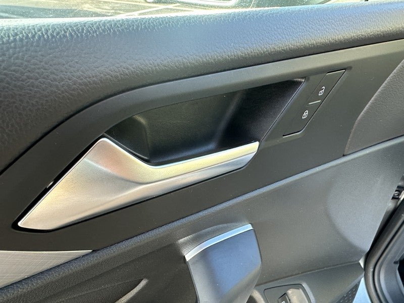 2023 Volkswagen Jetta SE Auto