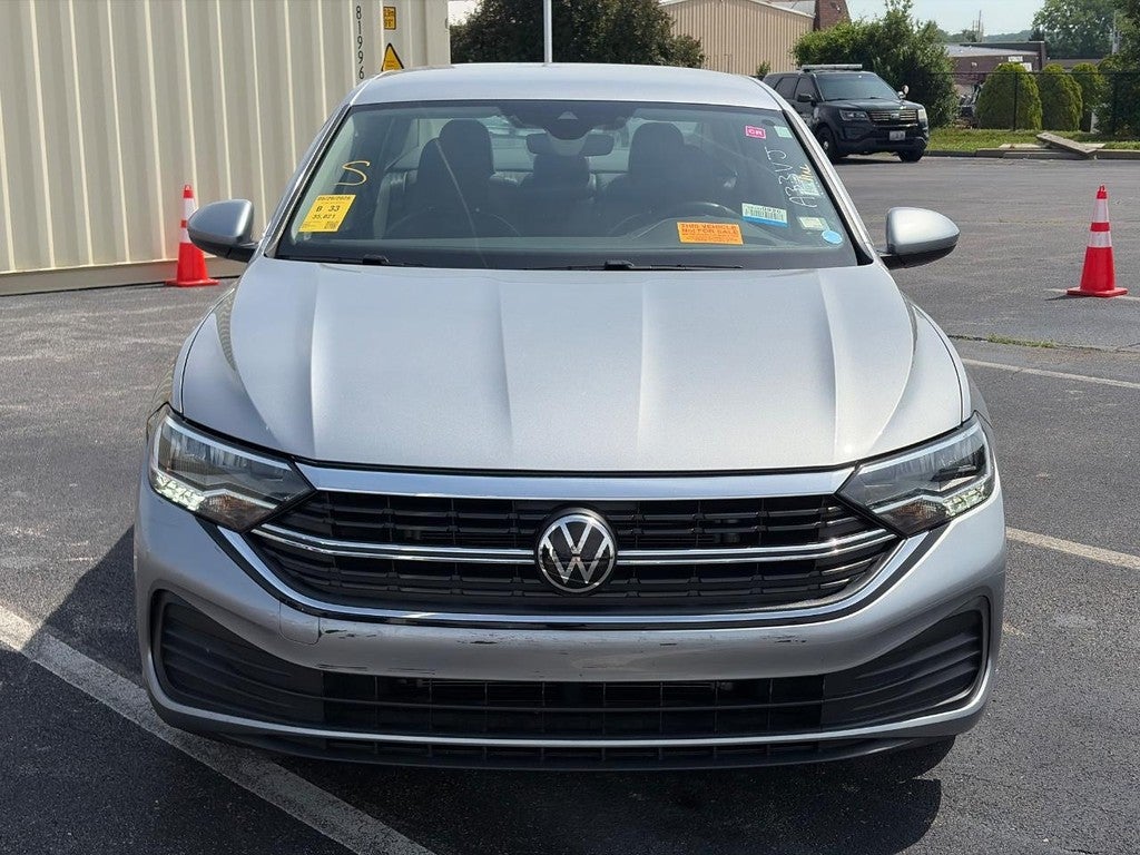 2024 Volkswagen Jetta SE Auto