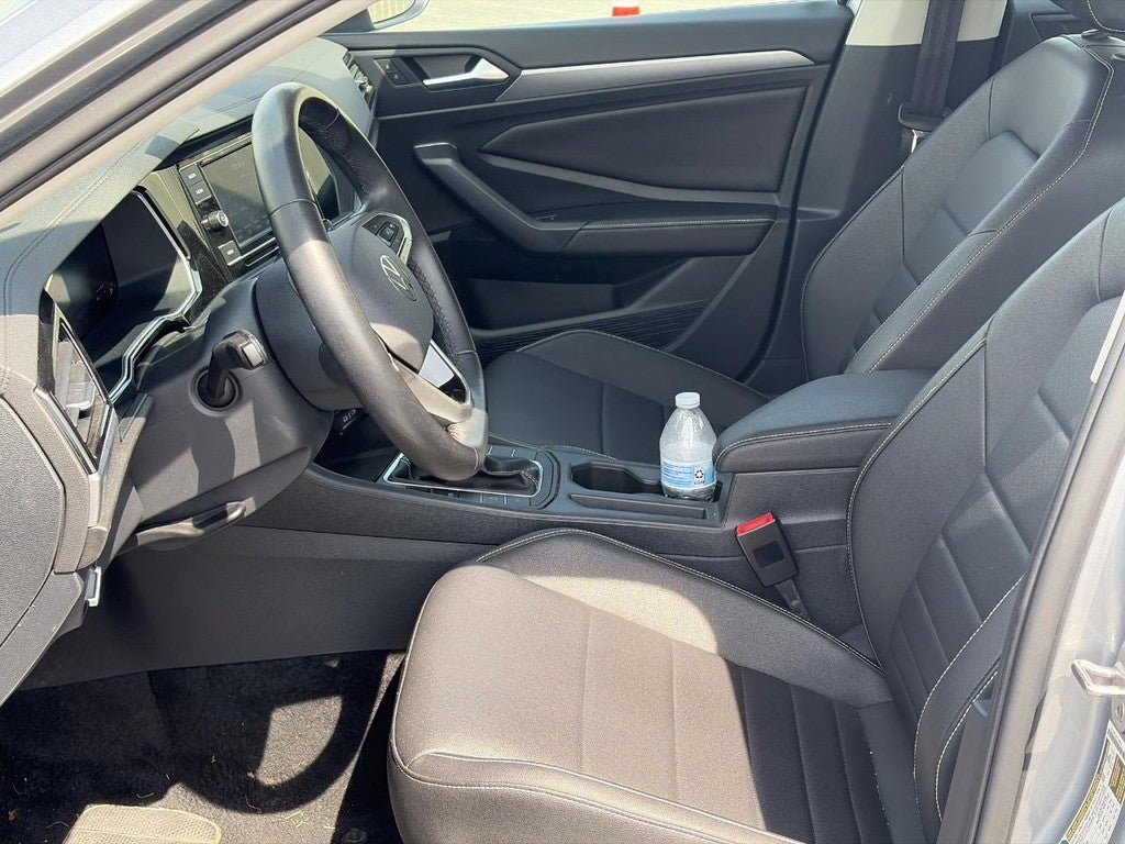 2024 Volkswagen Jetta SE Auto