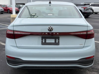 2025 Volkswagen Jetta SE Auto