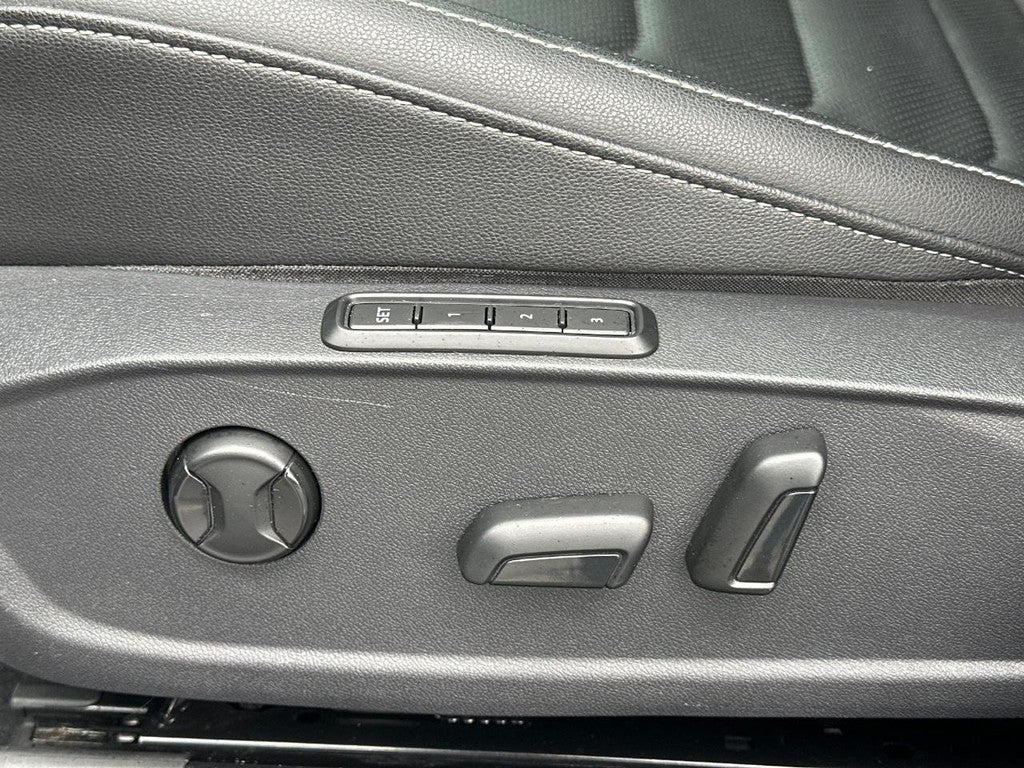 2019 Volkswagen Jetta SEL Premium Auto