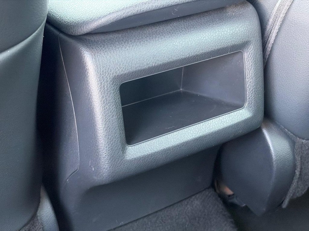 2023 Toyota Camry SE Auto (Natl)