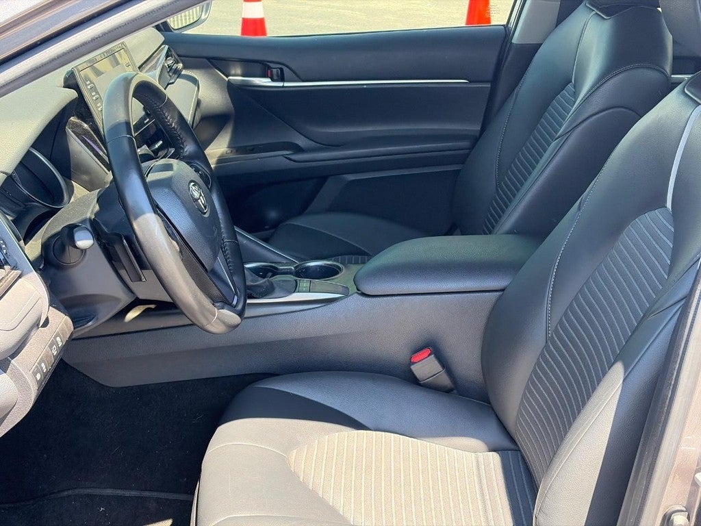 2023 Toyota Camry SE Auto (Natl)