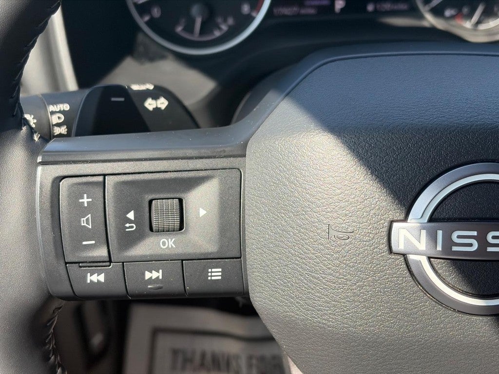 2025 Nissan Rogue FWD SV