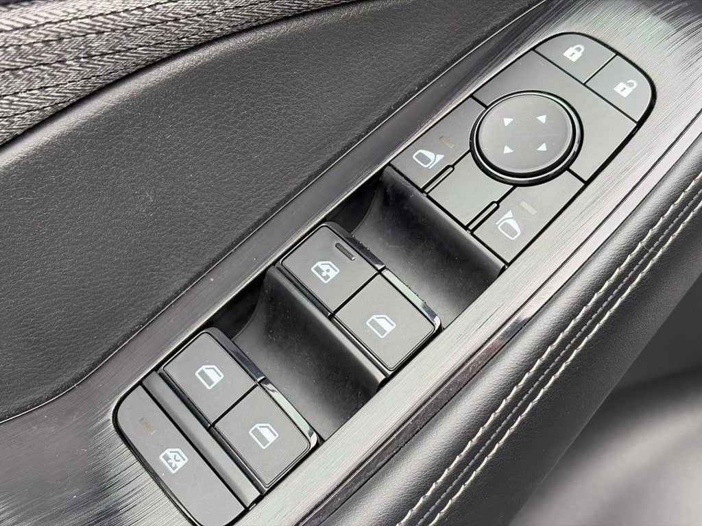 2023 Nissan Rogue AWD SV