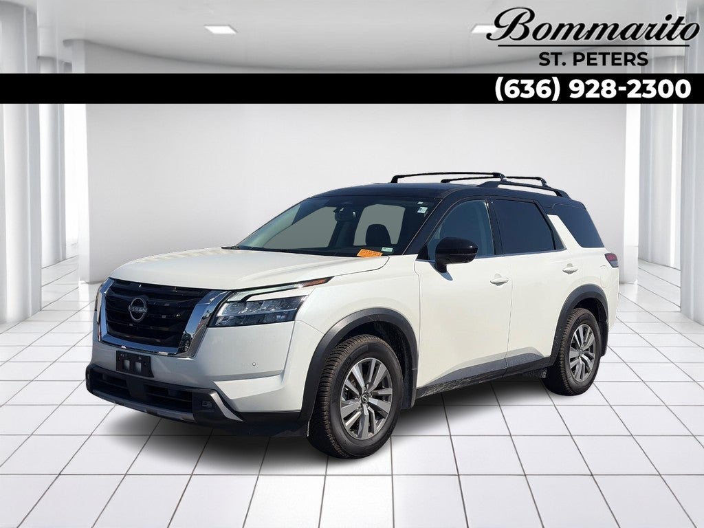 2022 Nissan Pathfinder SL 4WD