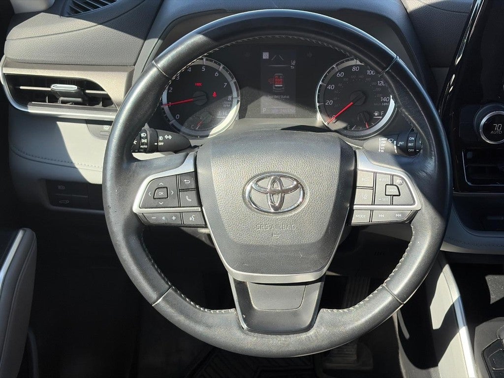 2022 Toyota Highlander LE AWD (Natl)