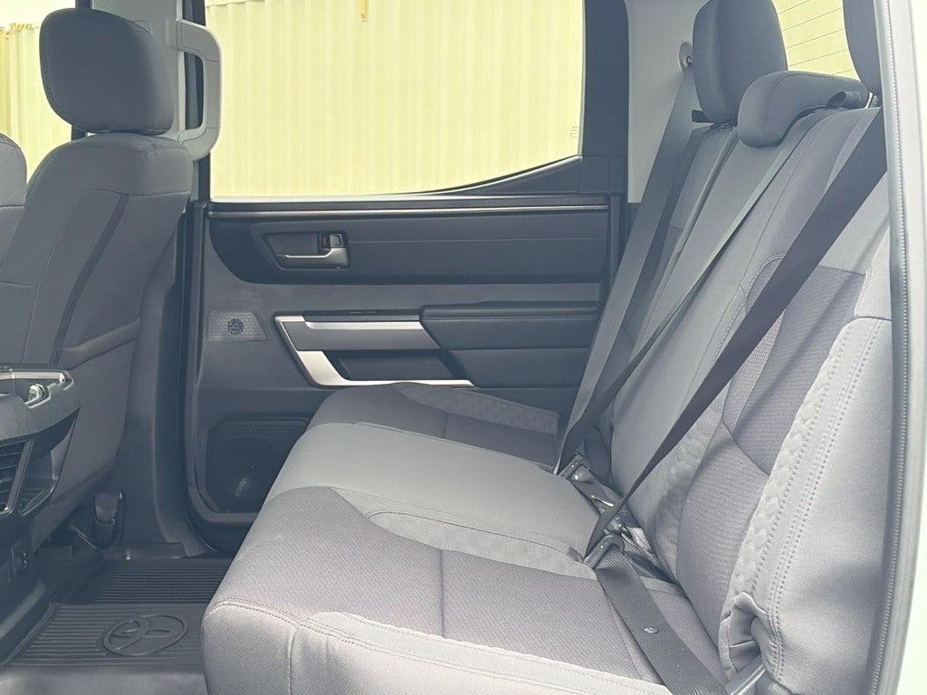 2023 Toyota Tundra 4WD SR5 CrewMax 5.5' Bed (Natl)