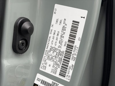 2023 Toyota Tundra 4WD SR5 CrewMax 5.5' Bed (Natl)