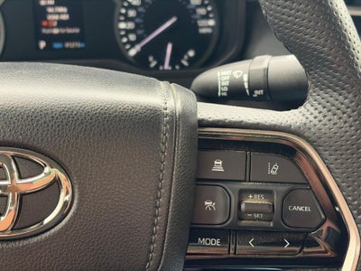 2023 Toyota Tundra 4WD SR5 CrewMax 5.5' Bed (Natl)