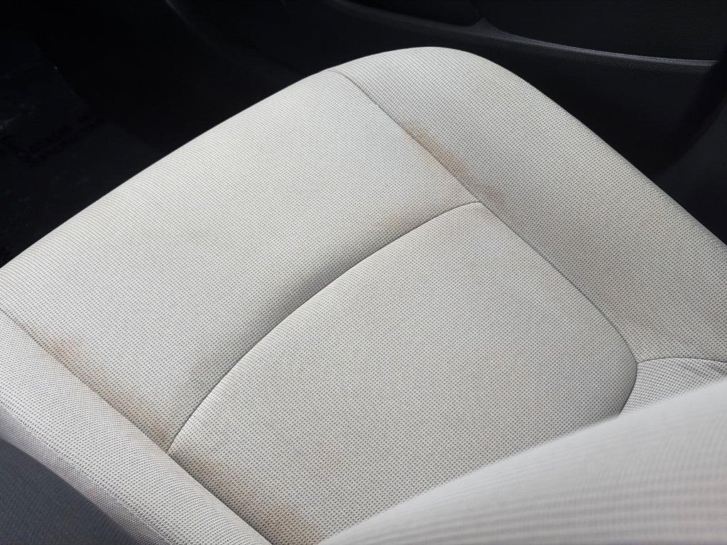 2022 Toyota Corolla Cross L 4WD (Natl)