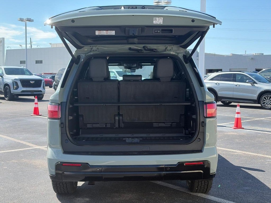 2024 Toyota Sequoia Platinum 4WD (Natl)