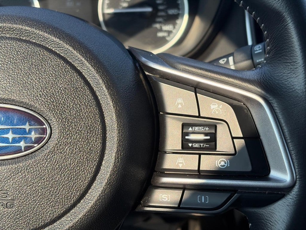 2023 Subaru Forester Premium CVT